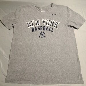 Nike T Shirt Large NY Yankees Baseball MLB Opening Day Grey Home Run